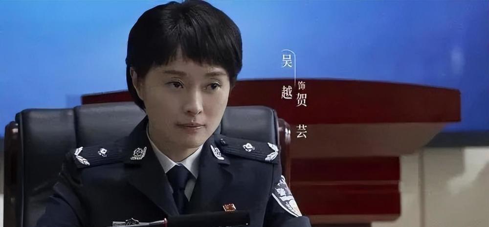 同样是女警照把颜丙燕和杨幂等人放在一起看差别就出来了