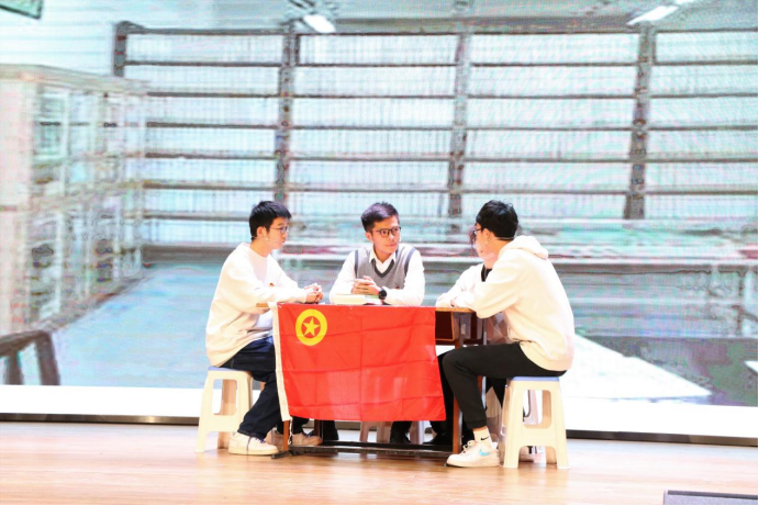 说起内蒙古,王浩坤也算是与之有着缘分,十二年前他曾经来到过这片土地