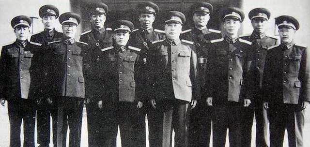 最后一位晋升的开国少将,1949年开国大典时,总理多次向他感谢