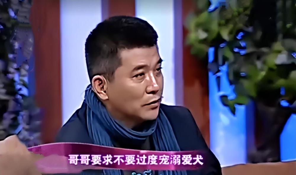 在小狗和丈夫孙淳的陪伴下,傅丽莉的病情渐渐稳定了