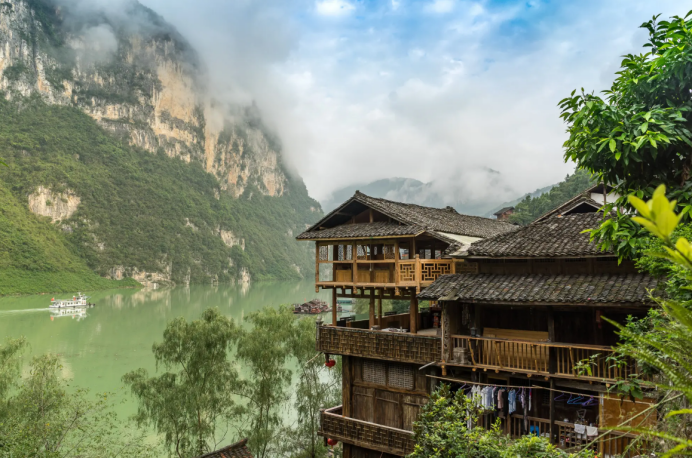 贵州旅游走遍大好山寨再看绿水行舟乌江寨