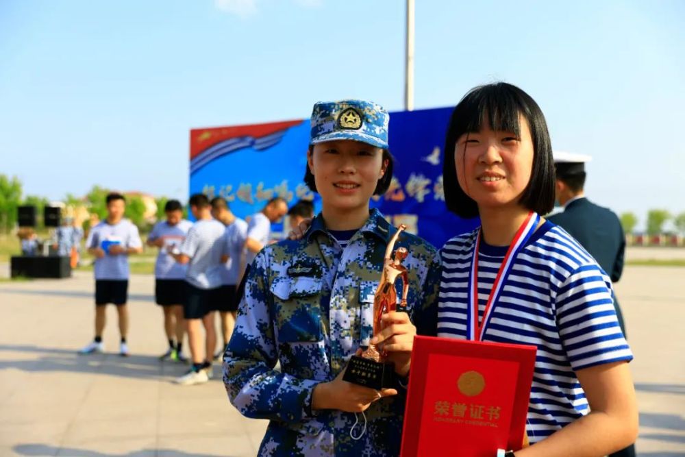 朱锦涛 王宇 肖粱员 胡淇柏 孙启奥 孙浩图文:李泽 张鑫 罗玉豪 羡崑