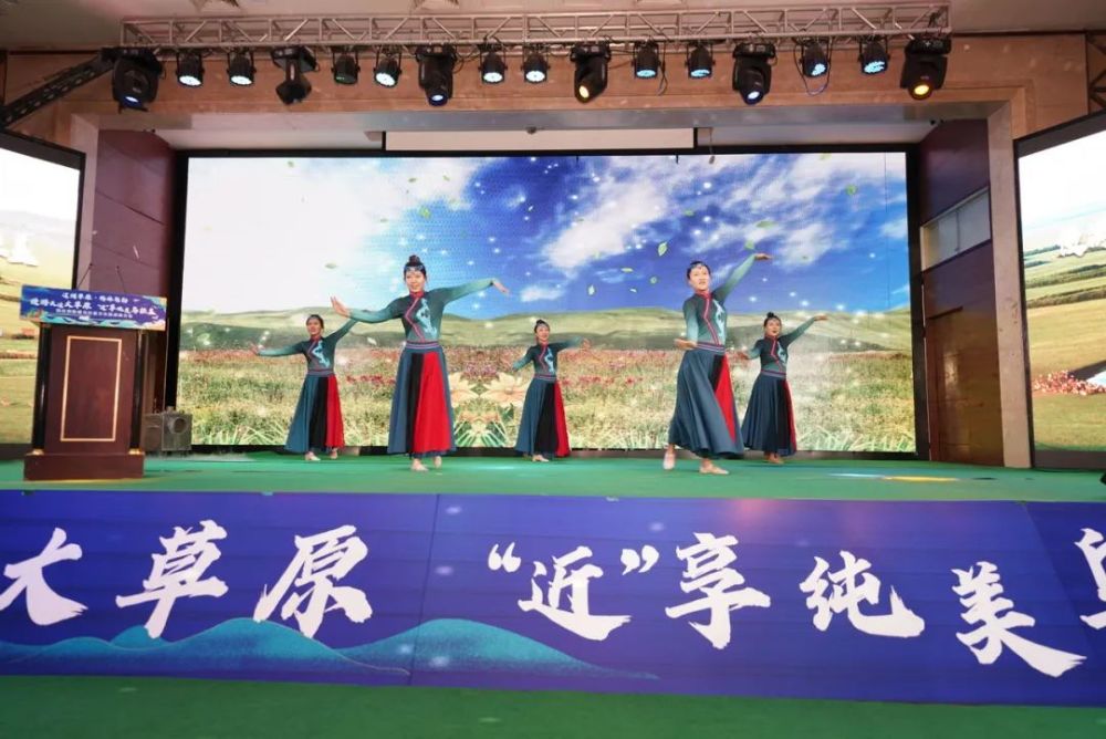 頭條遼闊草原錫林郭勒文化旅游推介會走進(jìn)包頭(圖21)