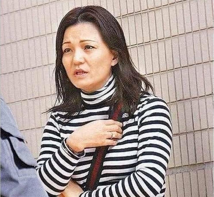 张韶涵母亲姜柔伊出轨女儿师弟张镐哲为了钱不惜毁掉女儿