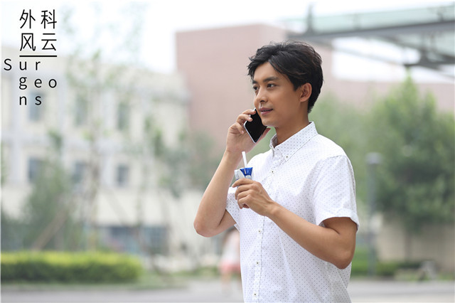 专访《外科》医疗顾问:医生绝对不是高收入群