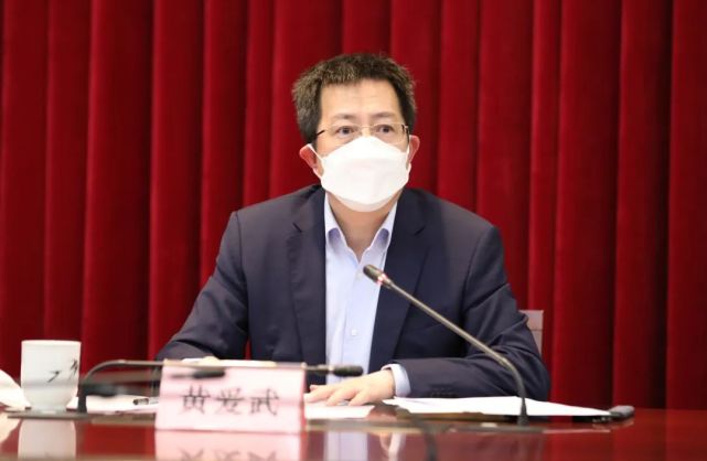 区疫情防控法治保障专班召集人,区司法局局长黄爱武布置近期疫情防控