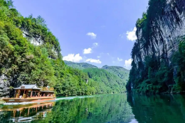 第四天,清溪湖景区-观音岩生态景区-万佛洞景区-双门峡诗歌谷景区清溪