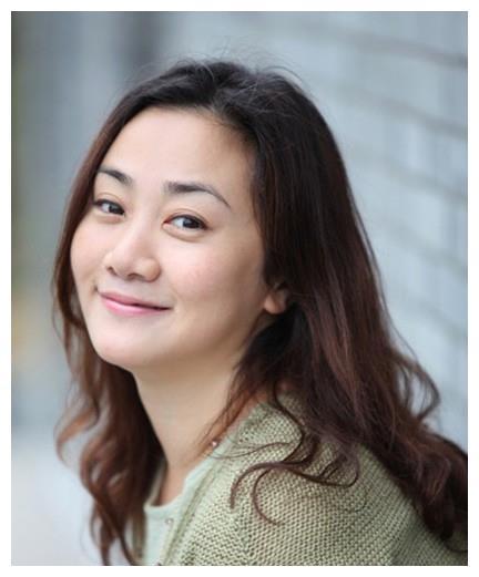 那时的邢岷山已经心有所属了,对方就是他学昆剧时老师的女儿钮晓晴