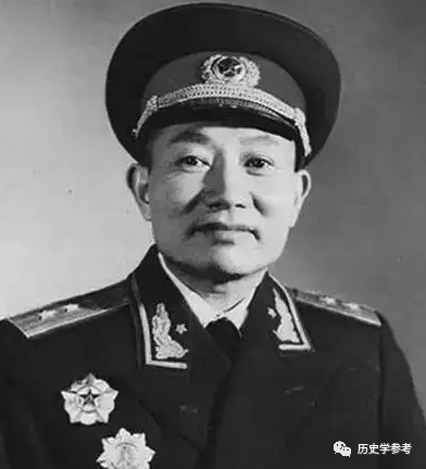 1947年陈赓麾下第一猛将牺牲周希汉失声痛哭6000人为他抬棺