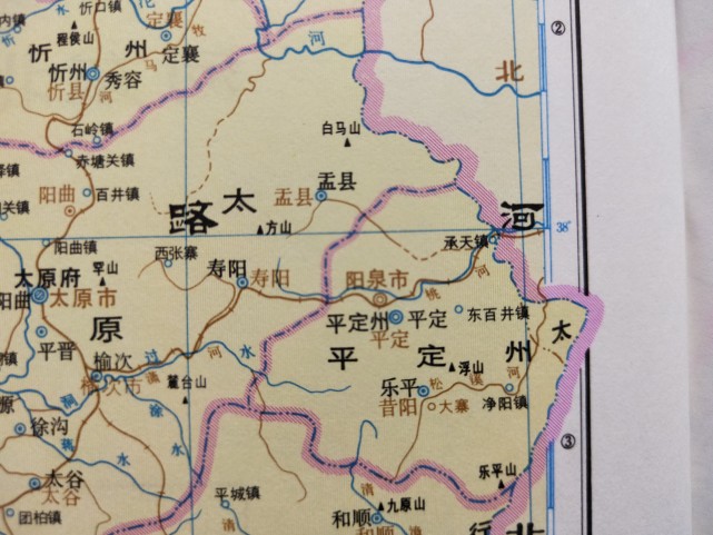 路平定州靖康之变后,北宋政权灭亡,黄河流域被金朝占据,在地方行政上