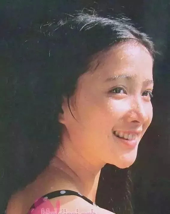 这才是古典美女,她把四大名著都演全了,美人迟暮,如今56已息影