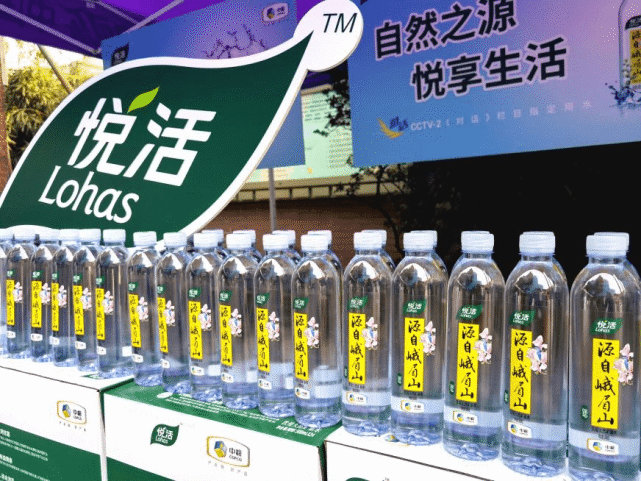 爱心送水助力高考中粮悦活开展高考加油站行动