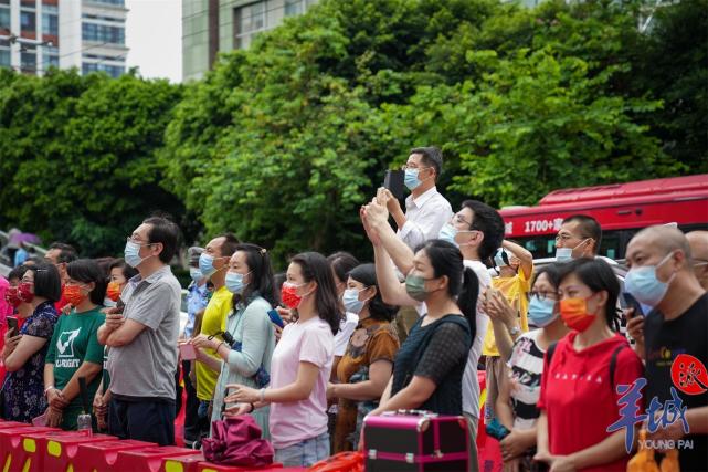 平稳,实验题新颖华南师范大学物理与电信工程学院副教授俞开智指出