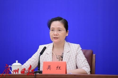 省工业和信息化厅党组成员,副厅长吴红介绍,目前,全省以发展工业为主