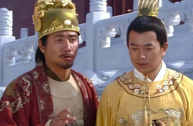 朱由崧继位后给朱标父子和朱祁钰上谥号和庙号的原因是什么
