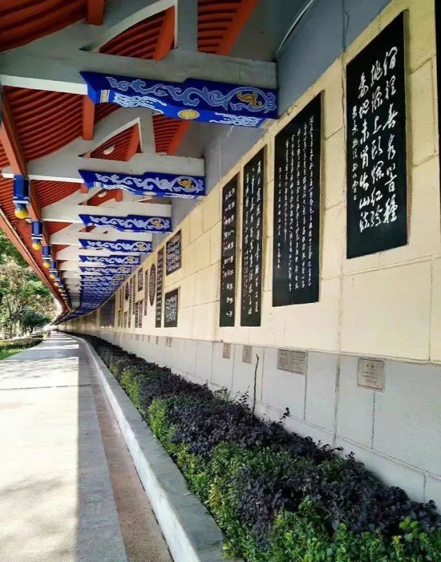 常德旅游推荐:诗墙