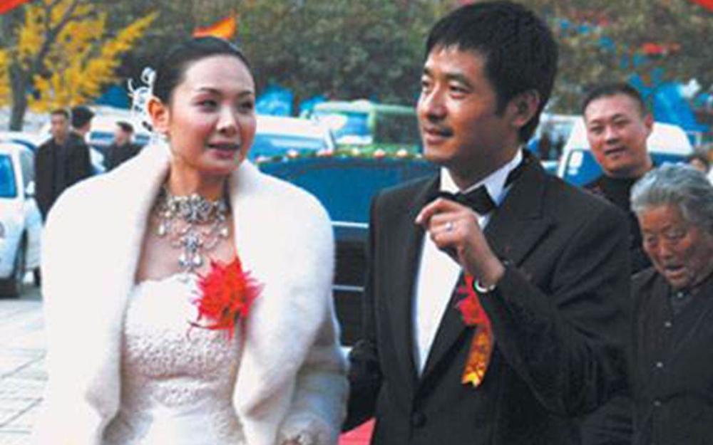 15年后再看程莉莎用卑微换来的婚姻才明白她为何执意嫁郭晓东
