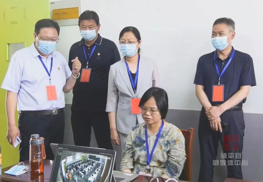为确保中考安全,平稳,有序进行,县长黄静带队深入部分考点和考生食宿