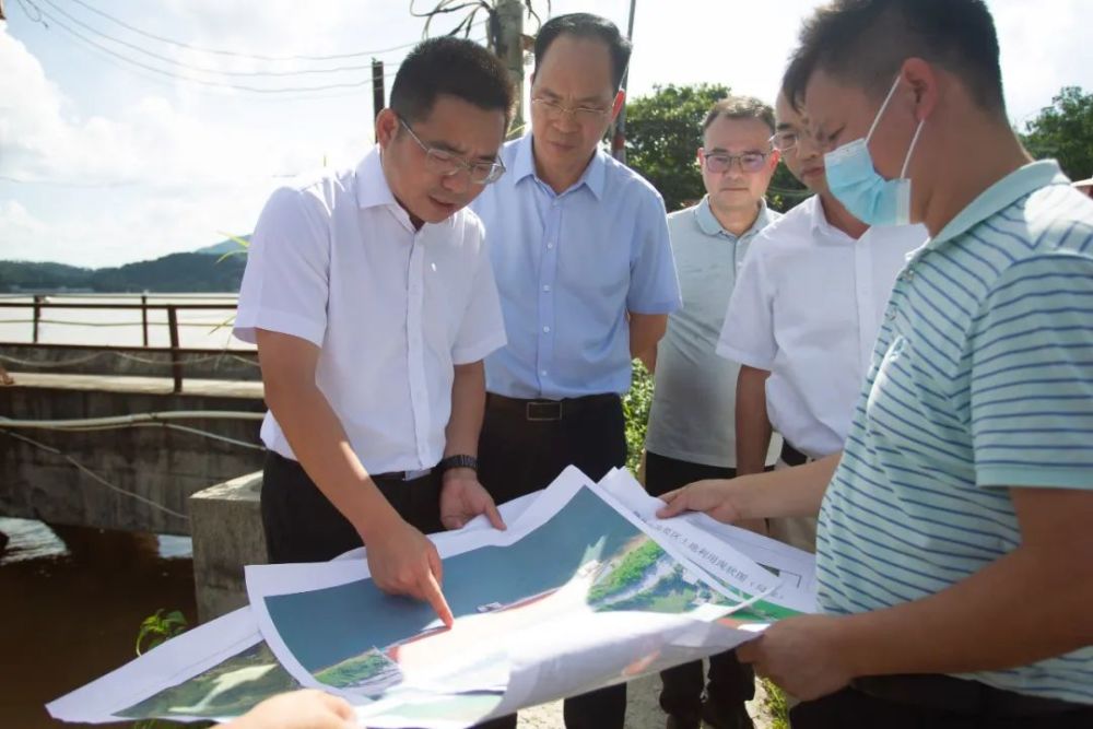 张浩龙检查防汛工作时强调坚决把人民群众生命财产安全放在首位