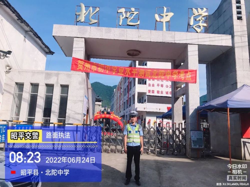 叮~賀州交警又“上線”護(hù)航中考了!(圖20)