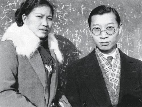 傅雷夫妇的骨灰无人敢认领,一名自称是傅雷干女儿的女子领走了
