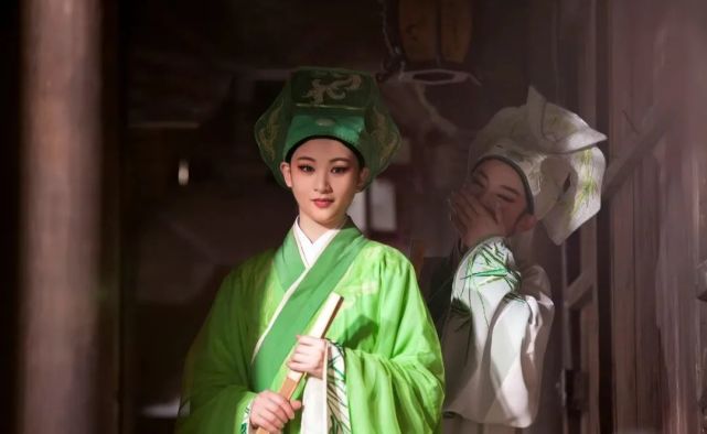 03youth《晴春戏蝶·梁祝》何青青 饰 祝英台 陈丽君 饰 梁山伯青春