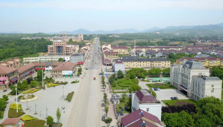 隶属安徽省宣城市广德市,地处广德市北部,东邻新杭镇,南接桃州镇,西连