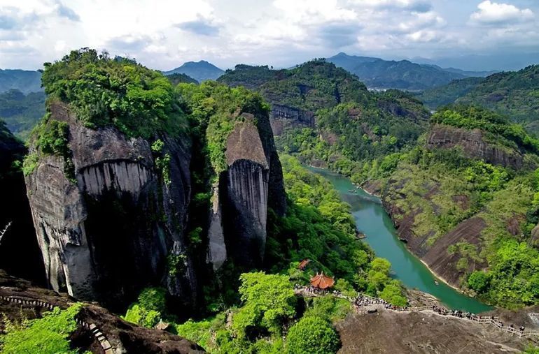 福建夏季热门旅游景点武夷山风景区旅游攻略免费语音导游