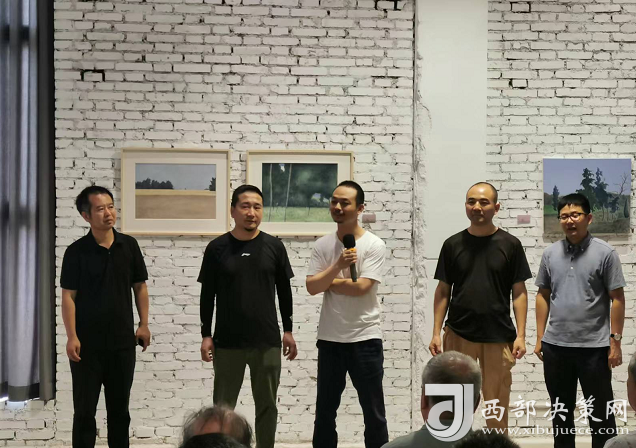 寶雞十方畫廊【候鳥丨個案即整體】畫展盛大開幕(圖3)