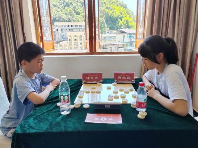 百名象棋高手齐聚丰盛古镇,象棋名人邀请赛吸引特级大师