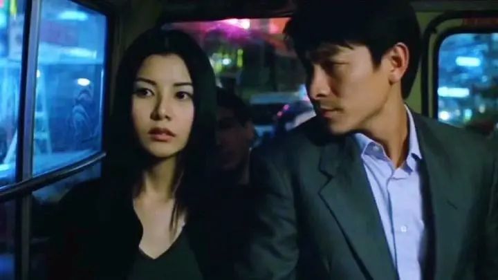 次年,蒙嘉慧再次得到杜琪峰青睐,和刘德华,刘青云主演了电影《暗战.