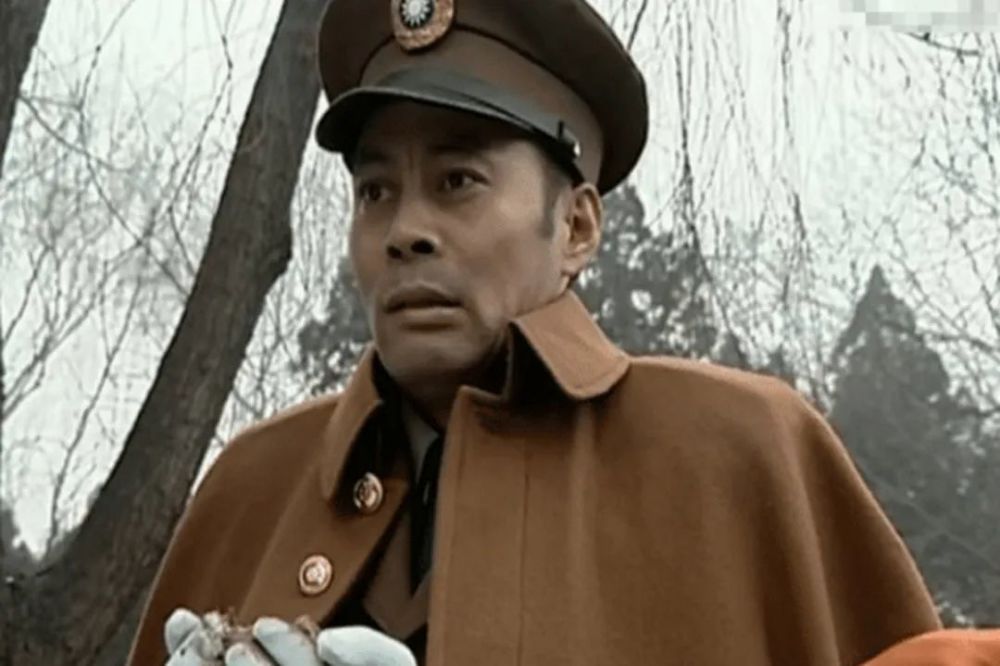 《亮剑》17年过去了,4大主演现状,李幼斌已是正师