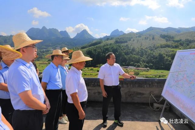 百色市副市长李玉成,县领导吴风雷