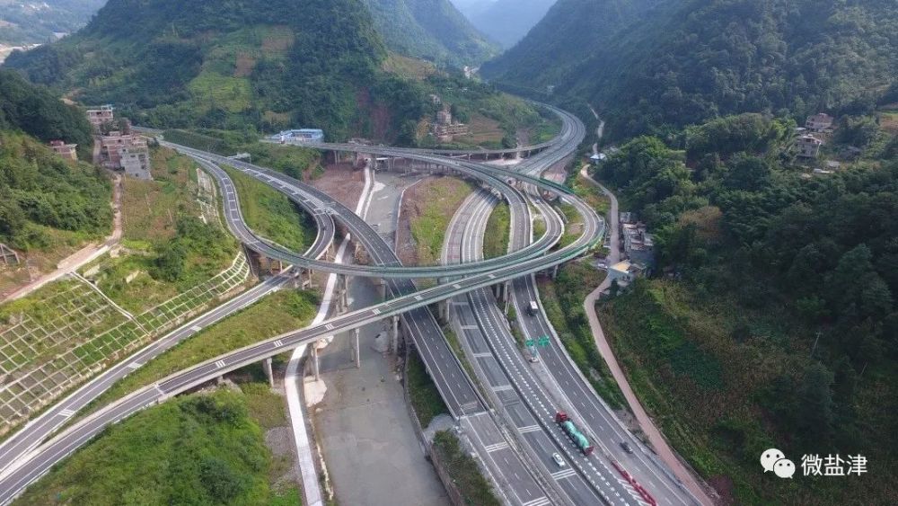 渝昆高铁,永盐高速建成通车;g247提级改造项目,盐津至镇雄高速公路