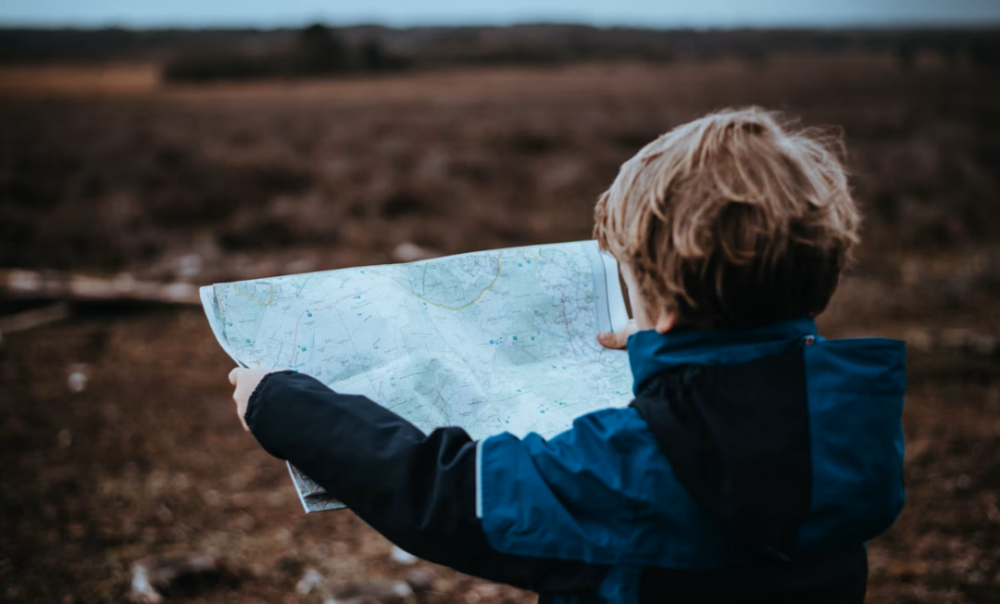 跨越时光的呼唤，梦回往昔，与父共坐——解读梦见去世二十年父亲之谜