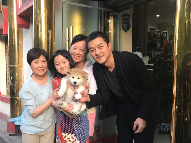 李嫣治疗唇裂花几百万,明知腹中孩子有缺陷,王菲为何执意要生?