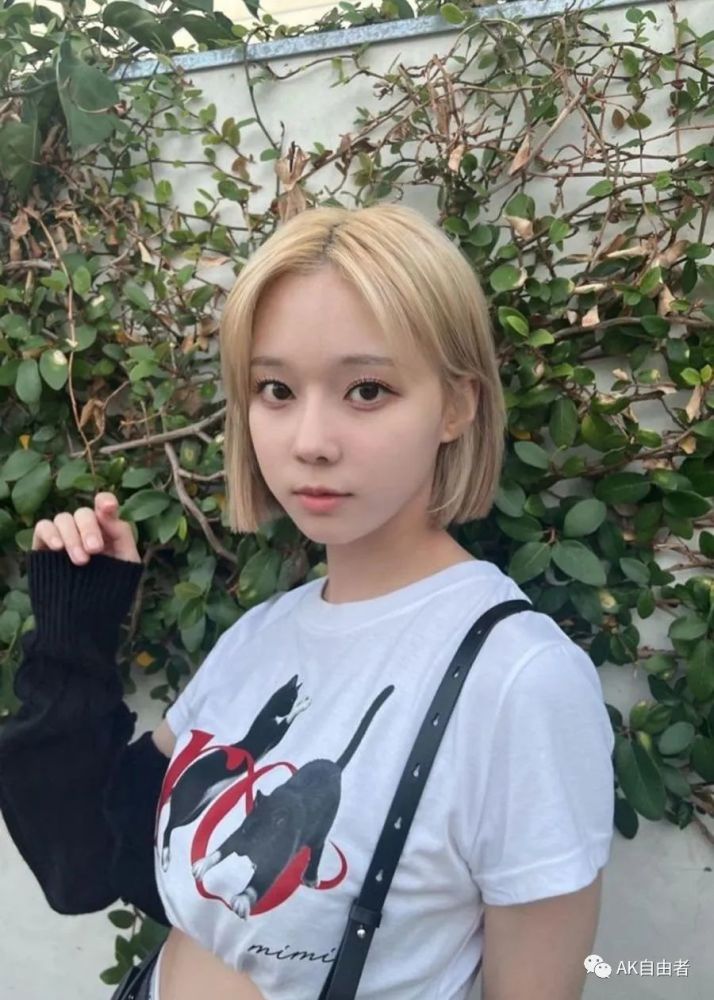 剪掉长发更有魅力盘点15位短发更有魅力韩国女星宋慧乔朴恩斌lisa上榜