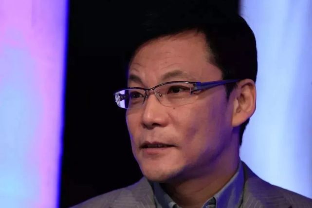 李国庆谈董宇辉为何拉黑罗敏;饶毅再炮轰尹烨售假药|商业参考