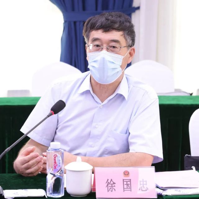 人民监督员徐国忠建议公安机关,检察机关发挥各自优势,依托侦查监督与