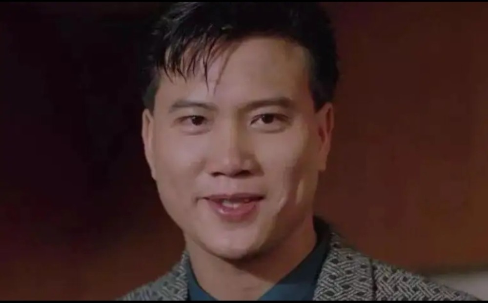 大哥万梓良的故事