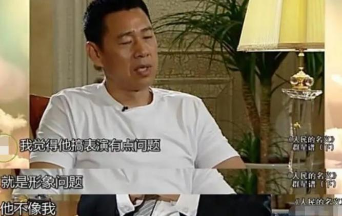 而张丰毅至今仍活跃于镜头前,更是积攒了不菲的财产,网上曾曝光他住在