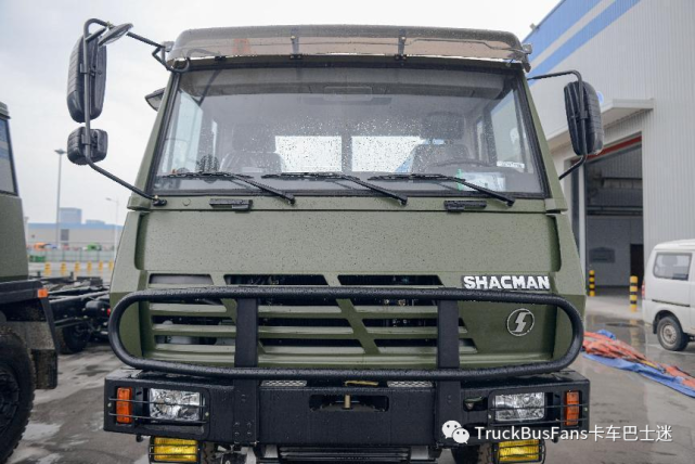 经典不灭"shacman"商标的陕汽斯太尔91出口版军车