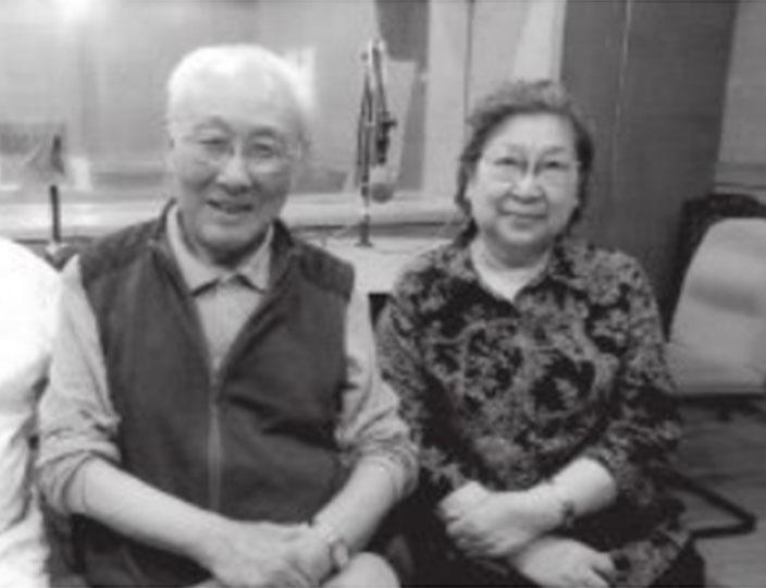 仲星火离世7年,3个亲生女儿与继母断绝往来,遗孀的