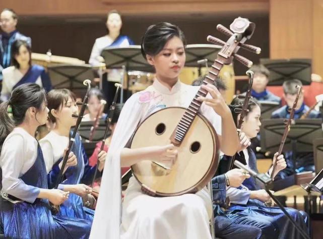 后浪|常诗琪中阮演奏《绽放》 中国戏曲学院附中