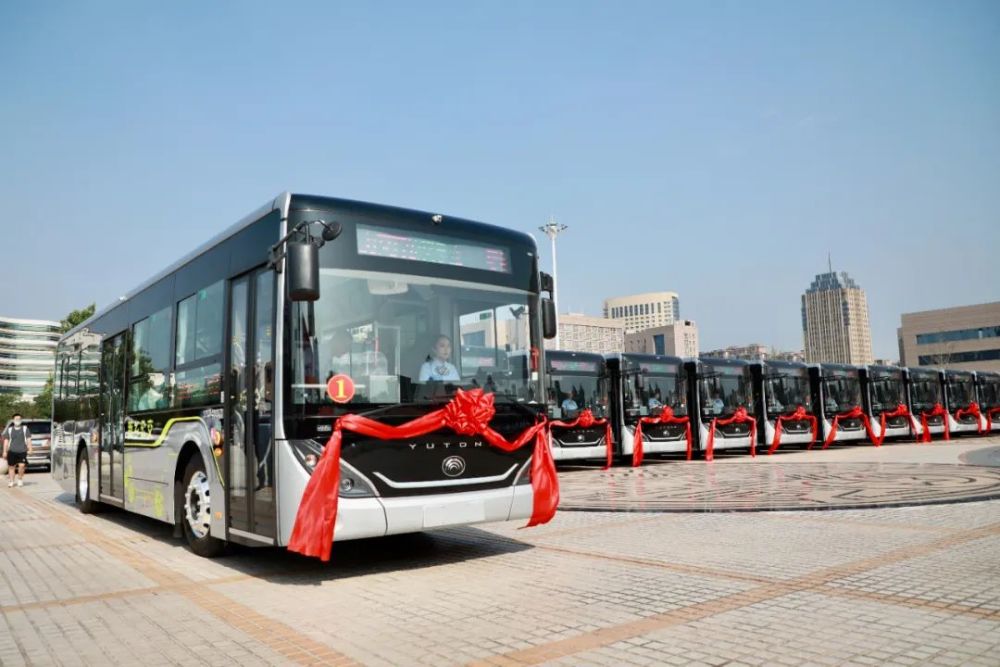 全部新能源化防滑座椅冷暖空调新乡再添204台纯电动公交车