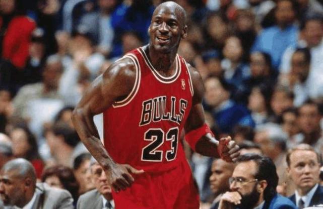 为什么乔丹是历史第一,之所以成为神,他已经突破了人类的极限