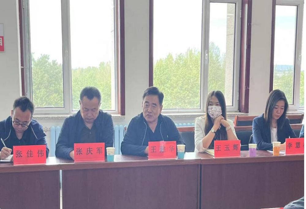 党组成员,副局长白音那木拉参加检查,察右前旗政府副旗长马永旺主持会