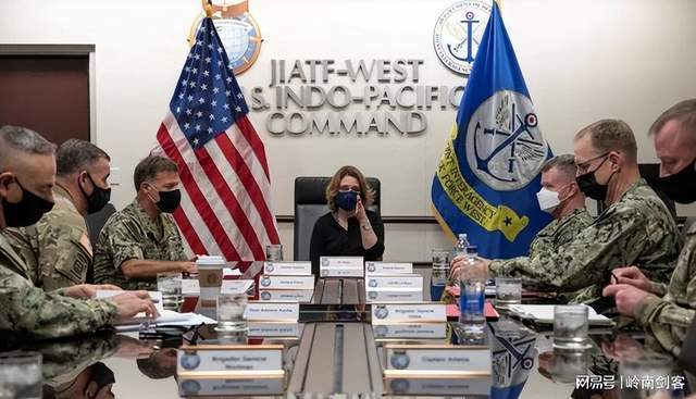 天富注冊網(wǎng)址_天富網(wǎng)址_天富娛樂app下載_合肥鋁方通-鋁方管-鋁格柵-鋁長城板-鋁鎂方通-合肥鋁條扣-巖棉天花板-硅酸鈣天花板-穿孔復(fù)合吸音板_安徽國星建材