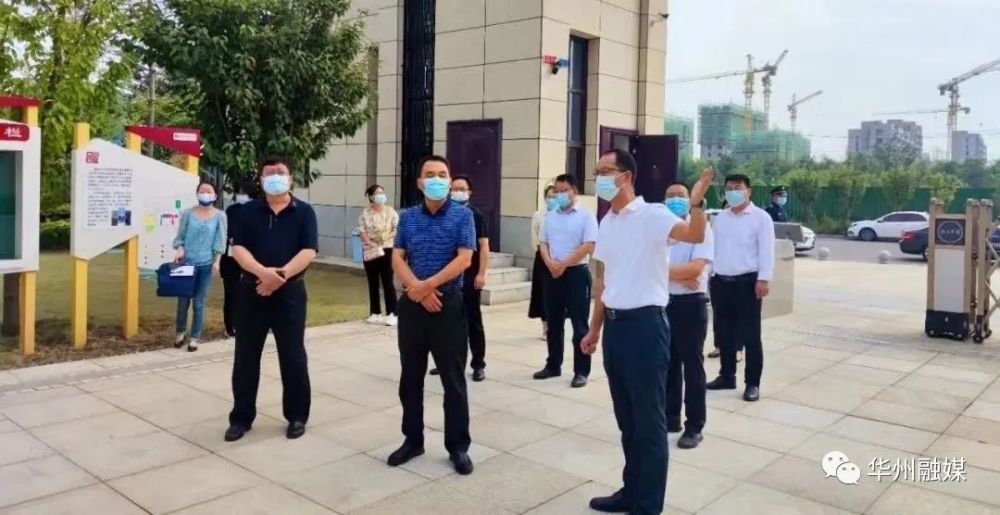 王西峰调研学校秋季开学准备工作