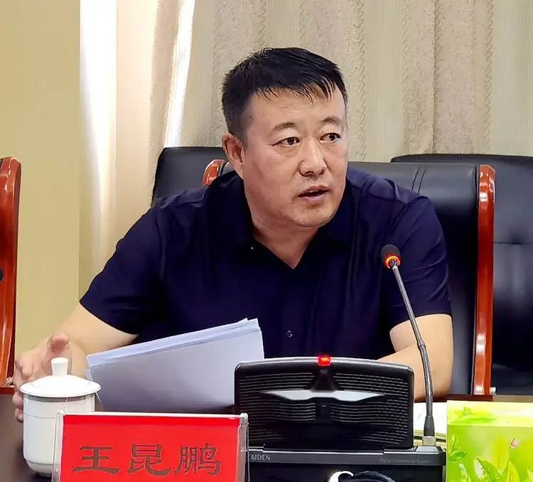 阿荣旗召开涉法涉诉信访事项化解百日攻坚行动调度会